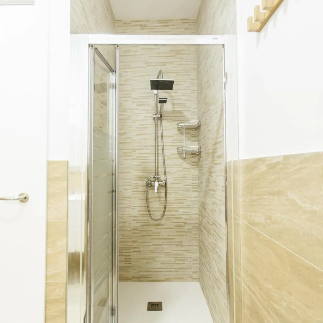 Апартаменты Bright And Comfortable- 2D 2B- Conde De Torrejon Севилья